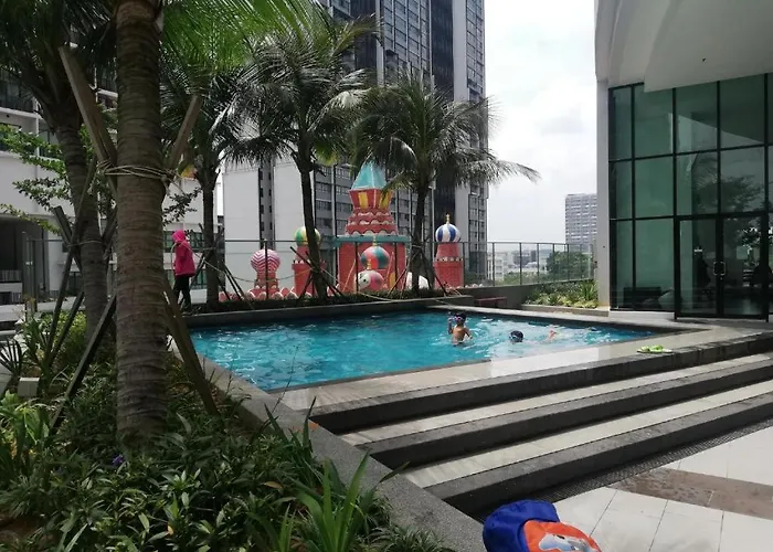 I-Suite Block B 2R1B # I-City Free Wifi + Parking