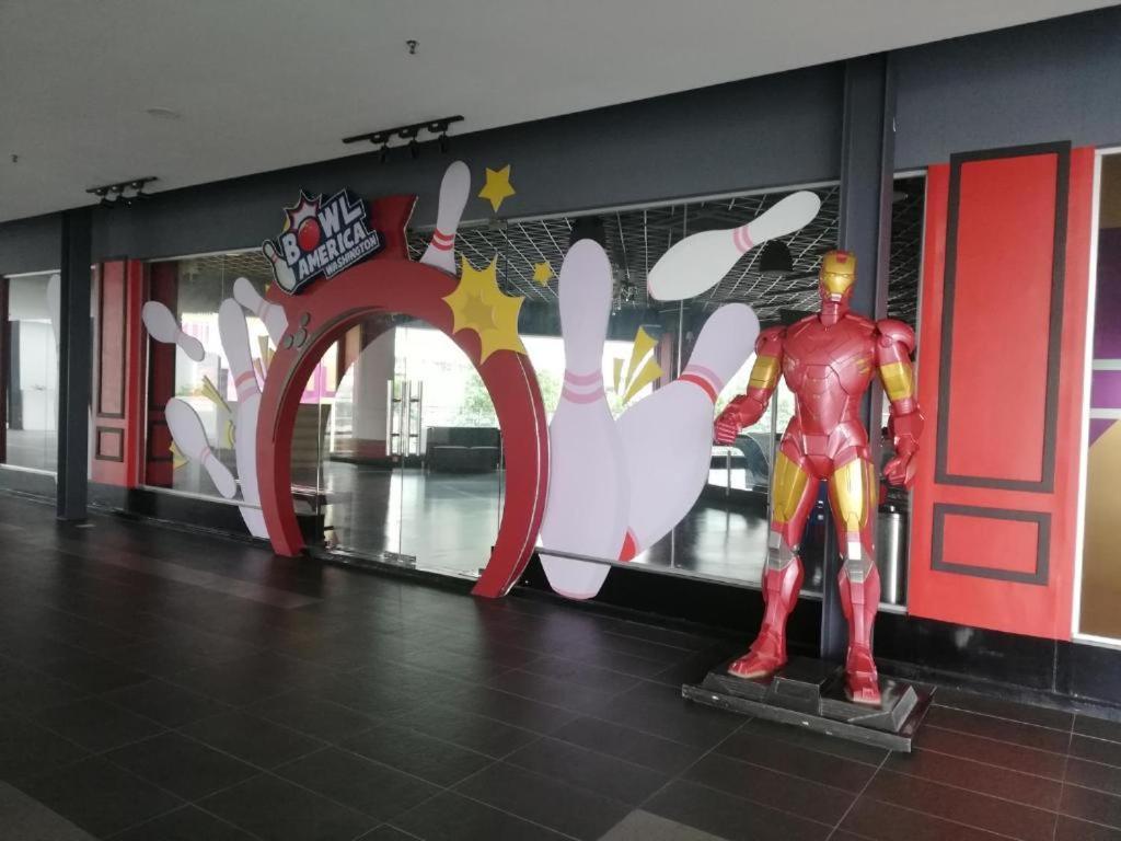 I-suite Block B 2r1b # I-city Free Wifi + Parking Apartment