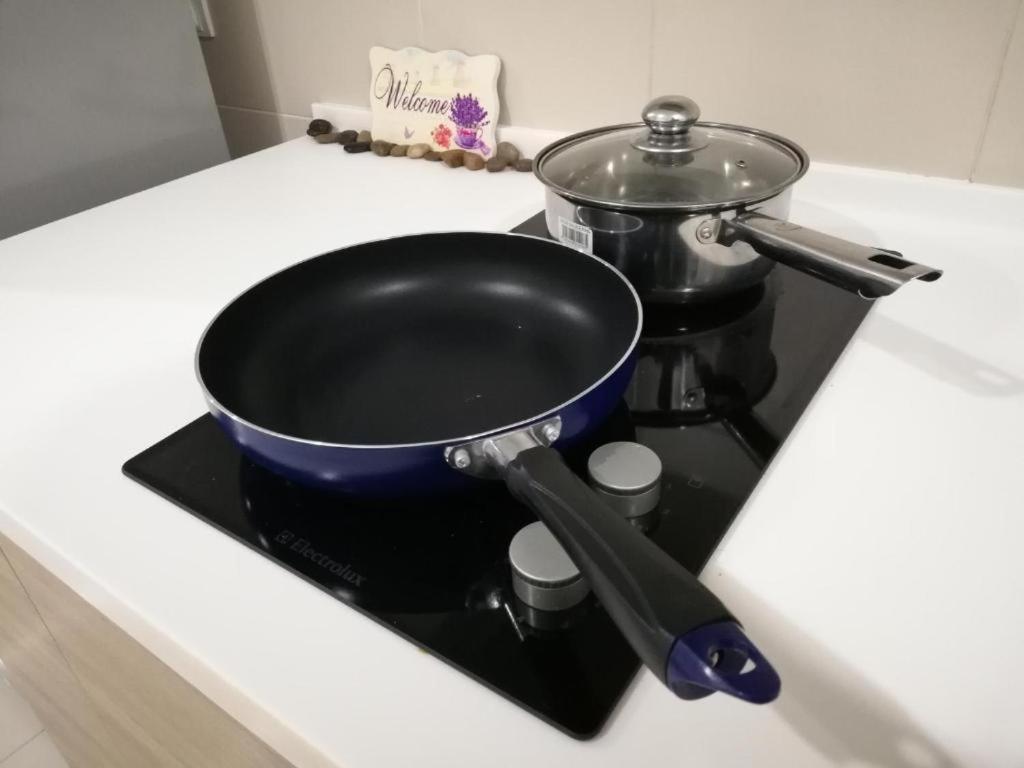Apartment I-suite Block B 2r1b # I-city Free Wifi + Parking *